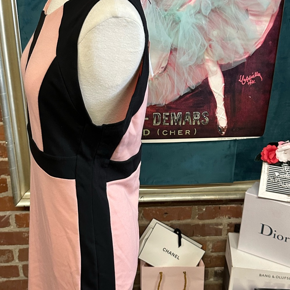 Peach 🍑 black dress - Picture 5 of 7